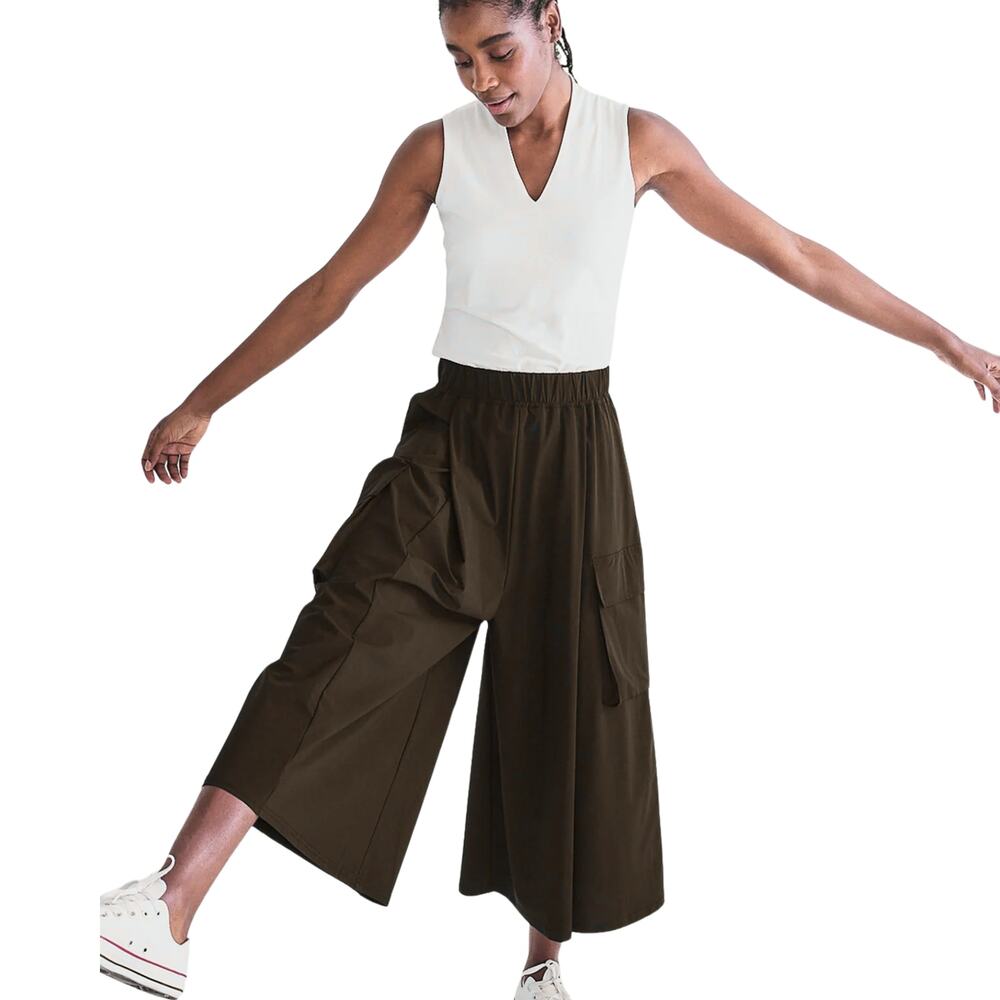 Cropped Wide-Leg Utility Pants in Olive